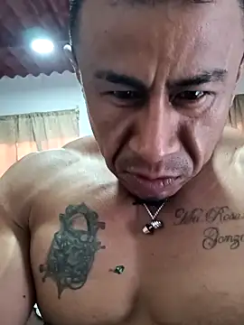 Snapshot of ivandignity chatting on 09.25.25 ivandignity online show from 09.25.25