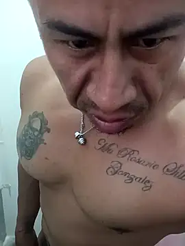 Snapshot of ivandignity chatting on 10.16.25 ivandignity online show from 10.16.25