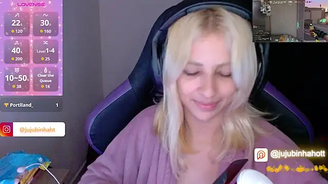 Snapshot of jujubinhahot chatting on 10.30.25 jujubinhahot online show from 10.30.25