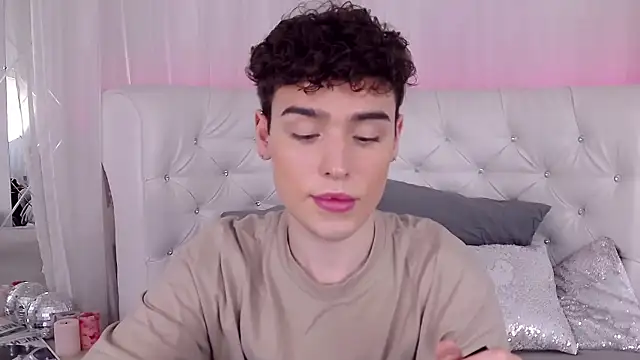 RobbyCharming online show from 10.06.25