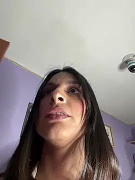 charlotte stevenss  online show from 12.25.24