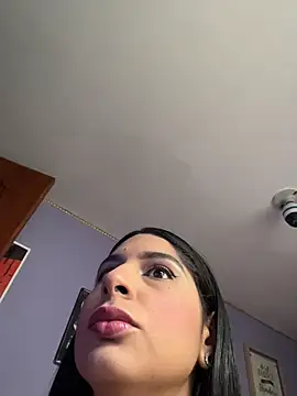 charlotte stevenss  online show from 02.17.26