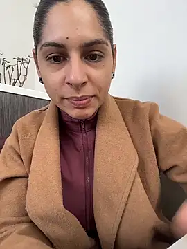 charlotte stevenss  online show from 02.26.26