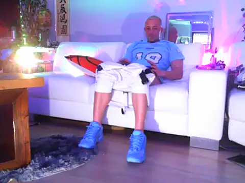 OSIRlS online show from 09.19.25