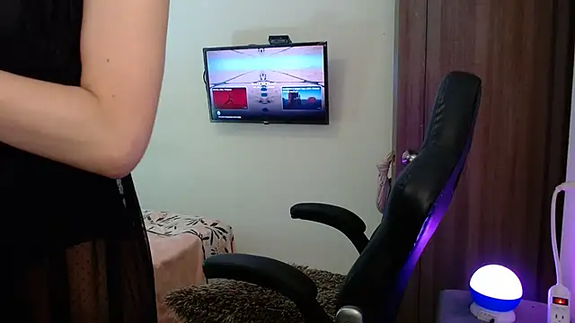 Snapshot of gooddes303salome chatting on 01.18.26 gooddes303salome online show from 01.18.26