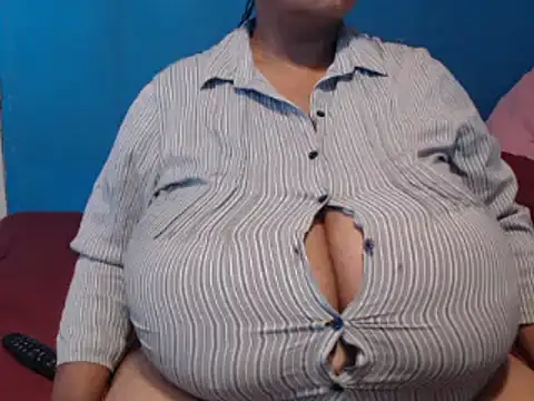 CUTEFIRMMELONSS online show from 12.29.24