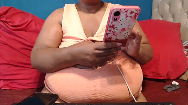 CUTEFIRMMELONSS online show from 12.21.25