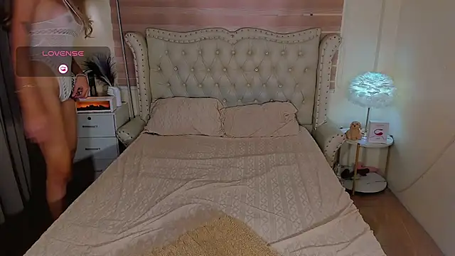 FinestGirlx online show from 02.25.26