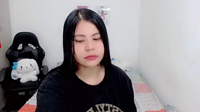 Youlittlepervertt  online show from 02.24.25