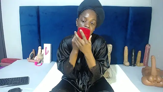 Shaniko89 online show from 12.14.25