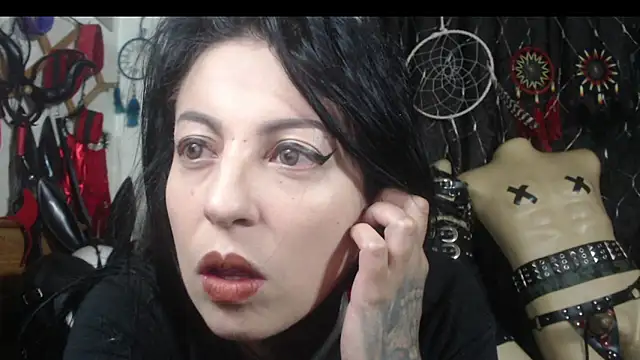 Snapshot of Astartexxx chatting on 06.15.26 Astartexxx online show from 06.15.26