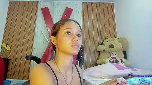 MarianaManzur online show from 02.24.26