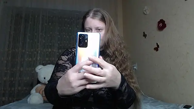 Snapshot of CumCpl chatting on 10.04.25 CumCpl online show from 10.04.25