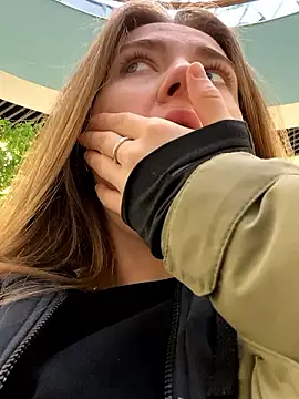 Snapshot of ValenciaShock chatting on 12.05.24 ValenciaShock online show from 12.05.24