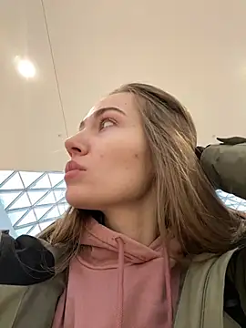 Snapshot of ValenciaShock chatting on 01.17.25 ValenciaShock online show from 01.17.25