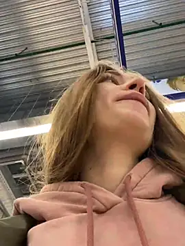 Snapshot of ValenciaShock chatting on 02.02.25 ValenciaShock online show from 02.02.25