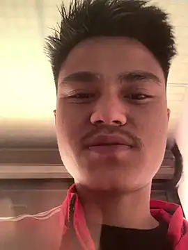 Hullax online show from 03.20.26