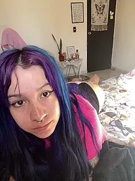 Lucygothic online show from 12.26.24