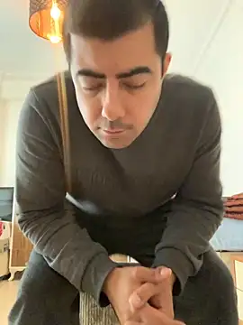 Snapshot of _Playboy_ chatting on 11.07.25 Playboy online show from 11.07.25