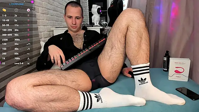 Snapshot of Alexey_Hairy chatting on 03.04.25 Alexey Hairy online show from 03.04.25