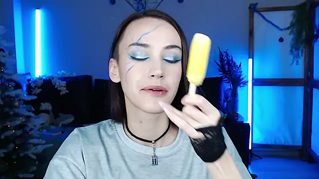 Wildorchid  online show from 01.05.25