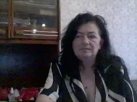 GypsiQueen2 online show from 03.10.25