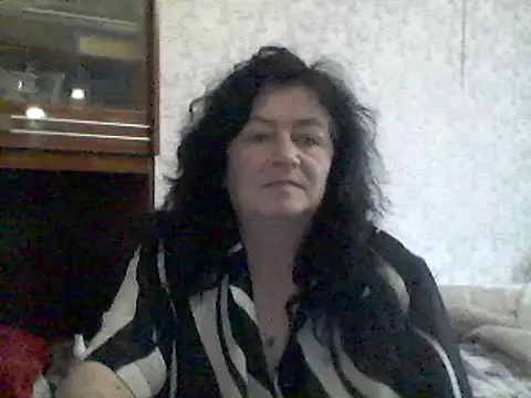 GypsiQueen2 online show from 03.17.25