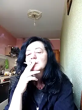 Snapshot of GypsiQueen2 chatting on 03.04.26 GypsiQueen2 online show from 03.04.26