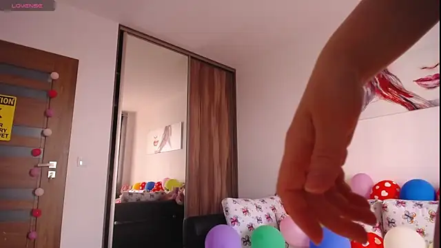 Snapshot of Bellaysensual chatting on 03.14.25 Bellaysensual online show from 03.14.25