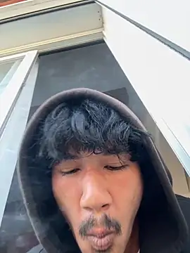 Snapshot of juniiorre chatting on 10.12.25 juniiorre online show from 10.12.25