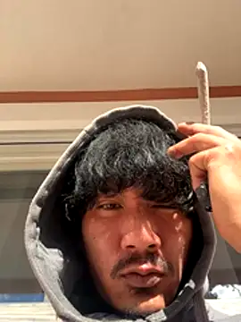 Snapshot of juniiorre chatting on 10.23.25 juniiorre online show from 10.23.25