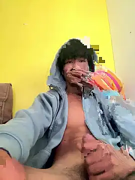 Snapshot of juniiorre chatting on 10.31.25 juniiorre online show from 10.31.25