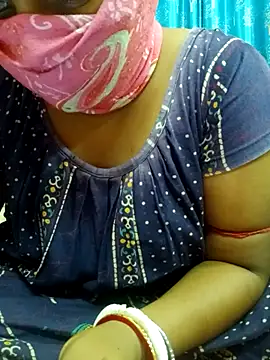 Snapshot of Bengali-boudi chatting on 10.05.25 Bengali-boudi online show from 10.05.25