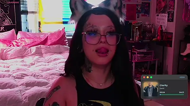 MissRomero online show from 03.14.26