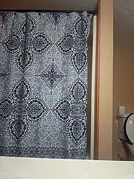 Snapshot of Sethlin79 chatting on 10.28.25 Sethlin79 online show from 10.28.25