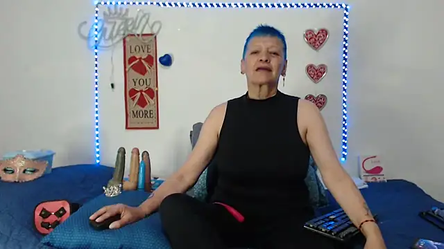 loquitaqueen011 online show from 03.07.25