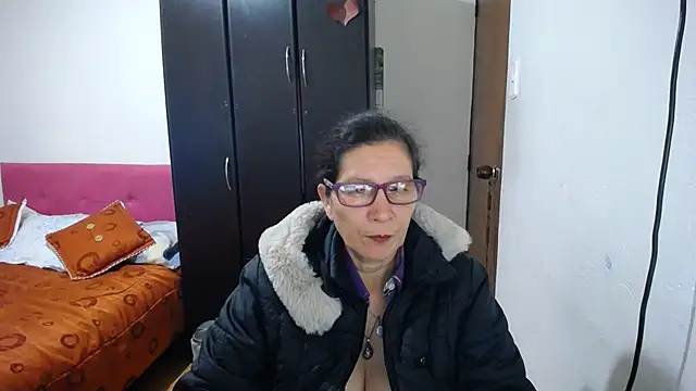 Snapshot of latin49 chatting on 07.11.26 latin49 online show from 07.11.26