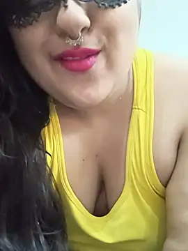 Snapshot of AgniPriya chatting on 08.04.26 AgniPriya online show from 08.04.26