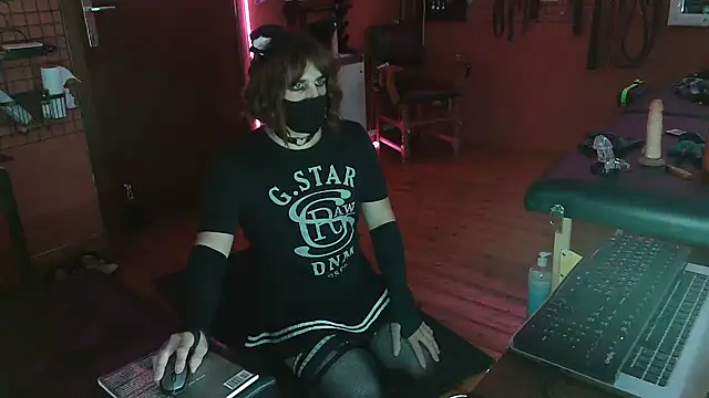 Ginny-the-bdsm-nympho online show from 10.23.25