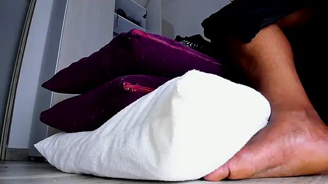 Snapshot of Skarleth69 chatting on 02.16.26 Skarleth69 online show from 02.16.26