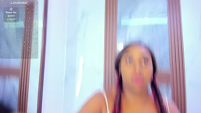 HannyMansonh online show from 10.11.25