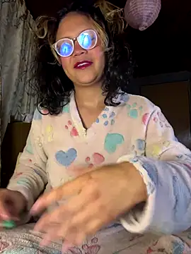 Snapshot of Hathorlove chatting on 10.08.25 Hathorlove online show from 10.08.25