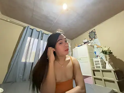 Snapshot of Msyensmith chatting on 07.22.26 Msyensmith online show from 07.22.26