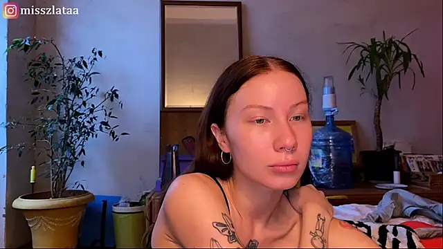 elfess online show from 10.31.25