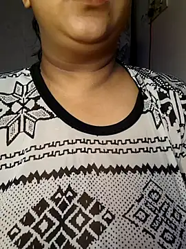 Snapshot of sassy_horny chatting on 09.19.25 sassy horny online show from 09.19.25