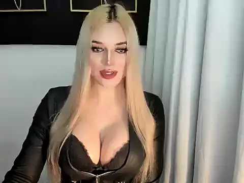 Snapshot of hotstellacumxxx chatting on 10.25.25 hotstellacumxxx online show from 10.25.25