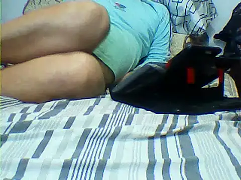 Snapshot of messi_syssy chatting on 03.14.25 messi syssy online show from 03.14.25