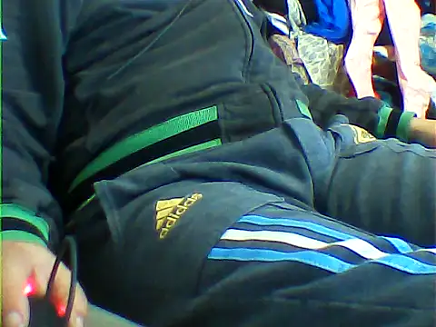 Snapshot of messi_syssy chatting on 09.10.25 messi syssy online show from 09.10.25