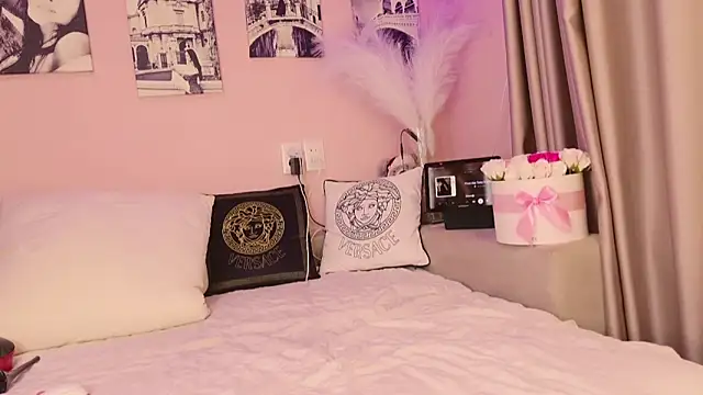 NaomiBlack35 online show from 10.25.25