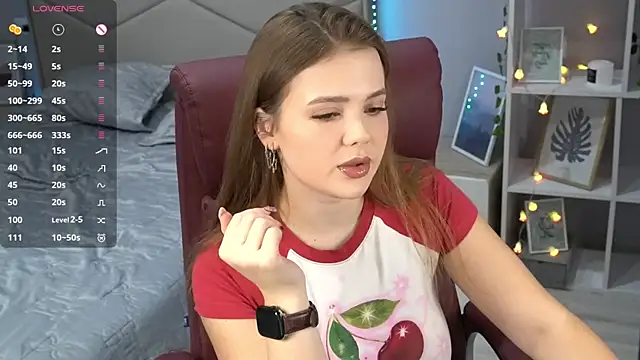 AfinaAmmor online show from 10.04.25